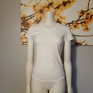 Plain white stretchy t shirt